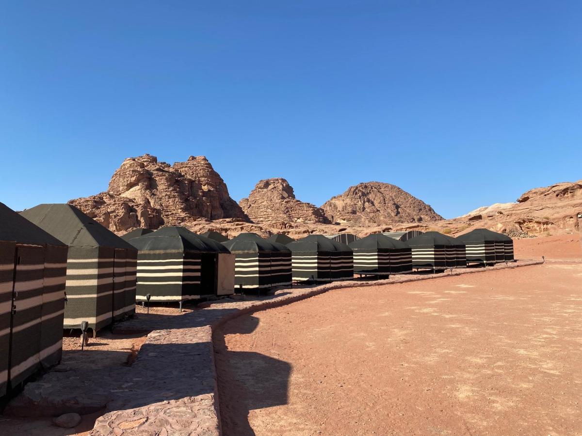 Wadi Rum Bedouin Tour With A Camp 외부 사진