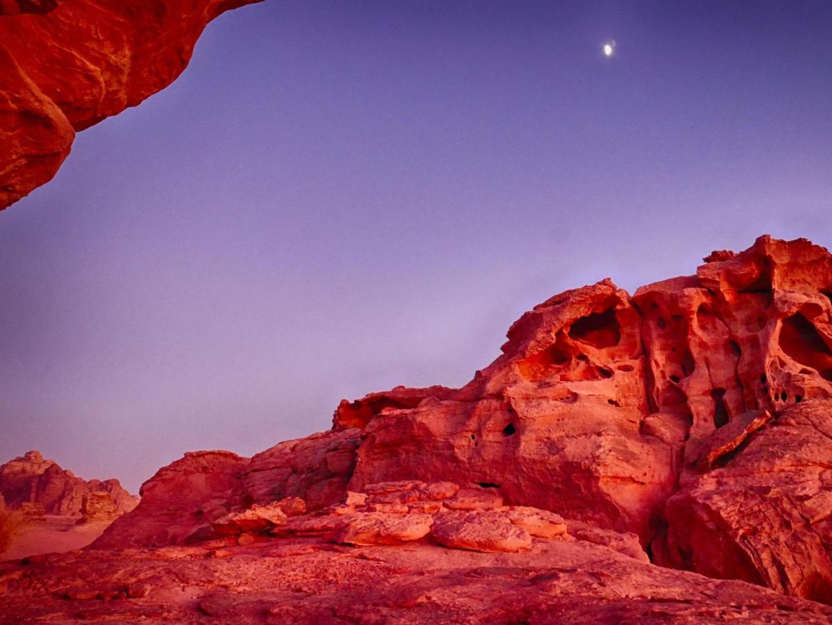Wadi Rum Bedouin Tour With A Camp 외부 사진